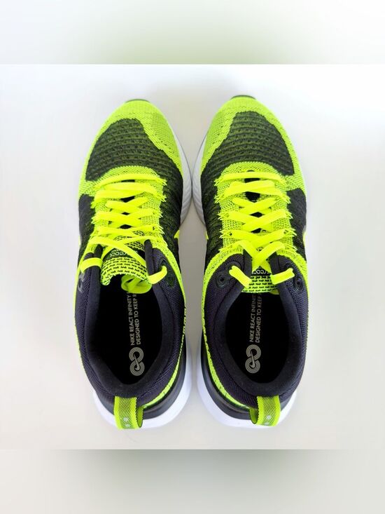 Nike React Infinity Run Flyknit 2 Volt Black Mens 11 Shoes Sneakers CT2357-700